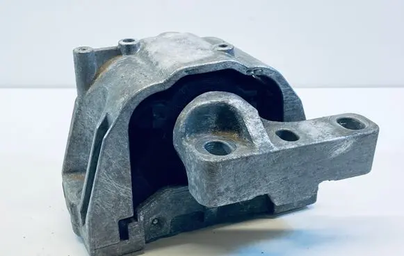 Audi A3 S3 8P Engine mount bracket 1K0199262AC