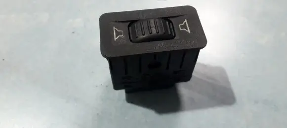 BMW 5 E39 Other switches/knobs/shifts 65121379325 65.121379325