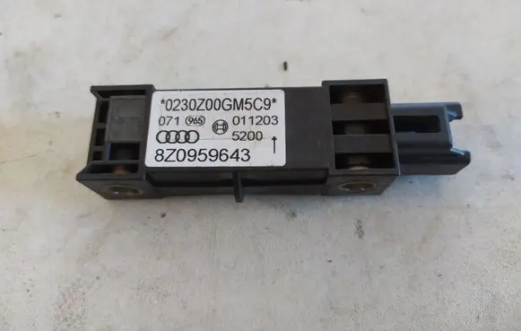 Audi A2 Airbag deployment crash/impact sensor 8Z0959643