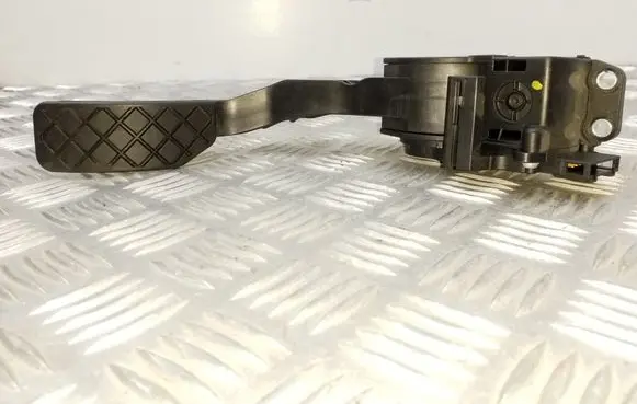 Audi A1 Accelerator throttle pedal 6R2721503D