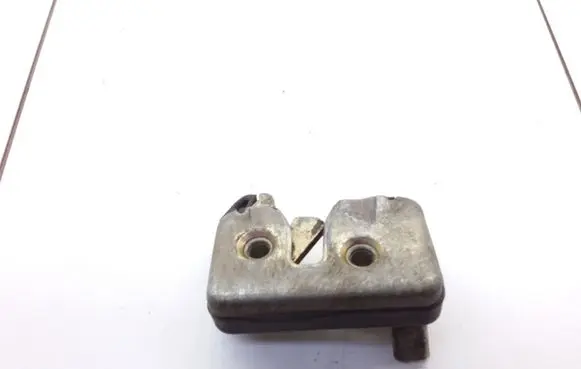 Volkswagen Golf II Tailgate/trunk/boot lock/catch/latch