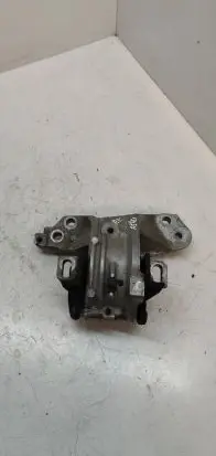 Peugeot 508 RXH Gearbox mounting bracket