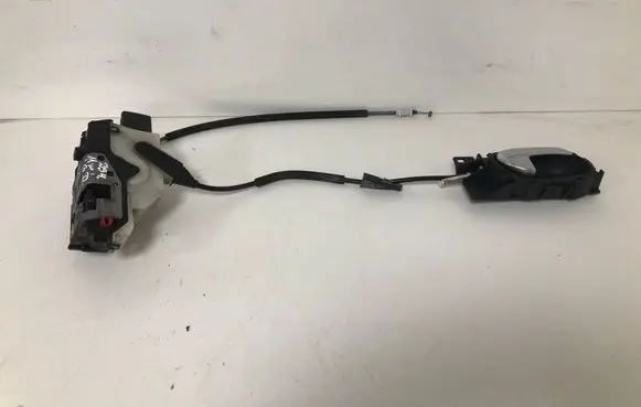 Citroen DS4 Rear door lock 9660525380