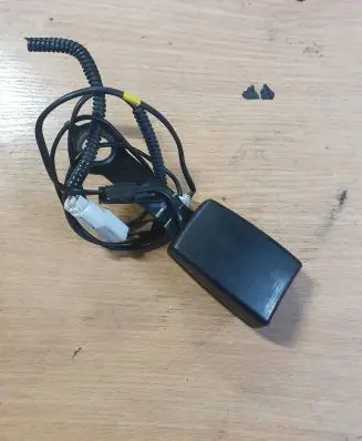 Toyota Verso Rear seatbelt buckle 905092013 6102949 733900F040D
