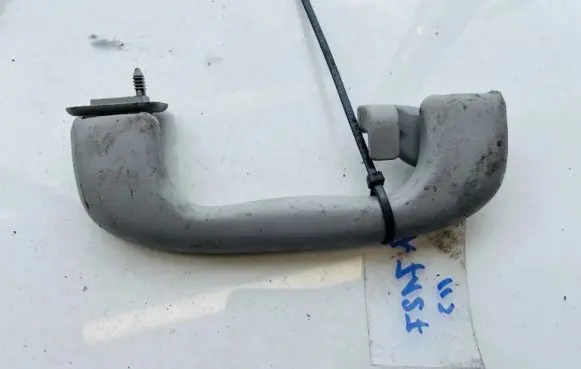 Opel Meriva A Rear interior roof grab handle 317382836