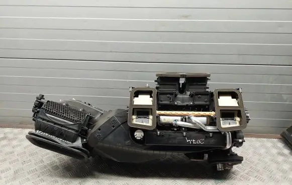 Mercedes-Benz E C207 W207 Interior heater climate box assembly A2128305060 A2128702110