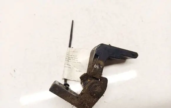 Audi A6 S6 C6 4F Rear door lower hinge 