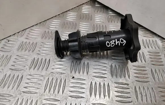 Audi A4 S4 B7 8E 8H Spare wheel bolt 8E9803899AC