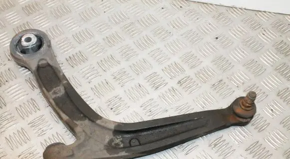 Fiat 500 Front lower control arm/wishbone