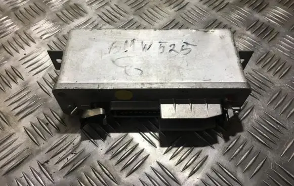 BMW 5 E34 ABS control unit/module 0265100049 9520823