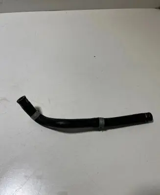 Coolant pipe/hose