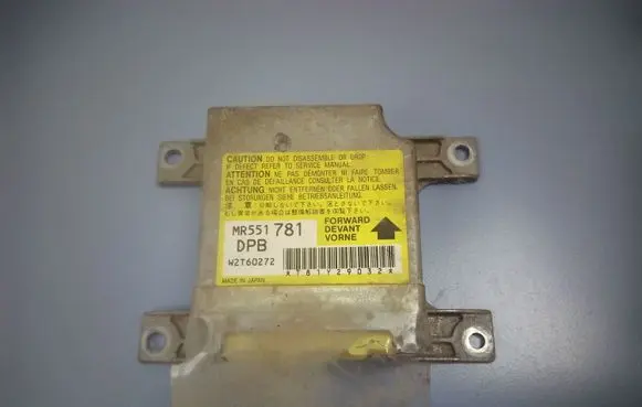 Mitsubishi Pajero Airbag control unit/module MR551781DPB W2T60272