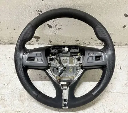 Maserati Ghibli Steering wheel 06700116660 37492 00080