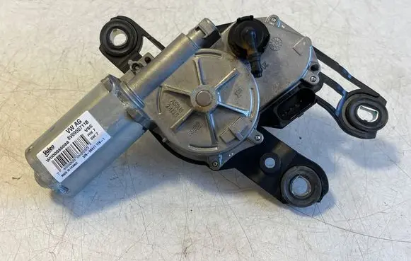Audi Q2 - Rear window wiper motor 8V0955711B