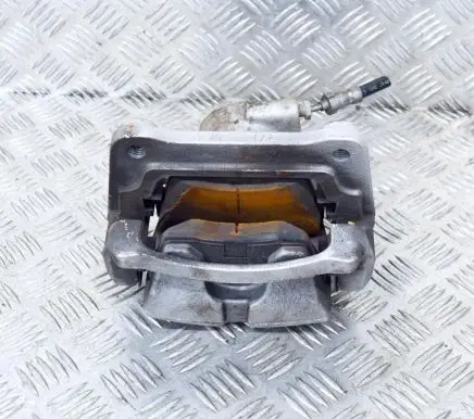 Volvo XC40 Front brake caliper 31471190 P31445684