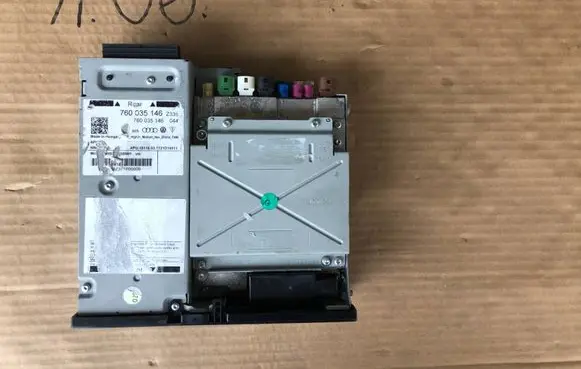 Volkswagen Touareg III MMI control unit 760035146