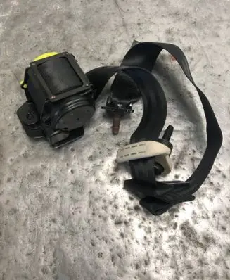 Ford Edge II Rear seatbelt GT4BR611B68ADBILI GT4BR611B68AD