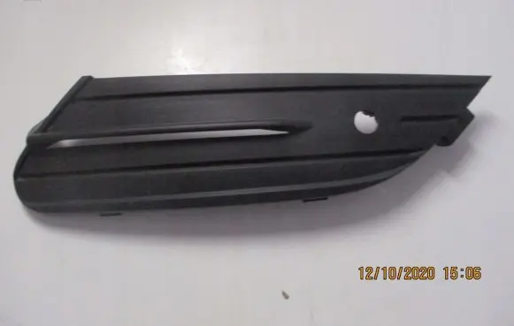 Renault Espace V (RFC) Front bumper lower grill 622568681R