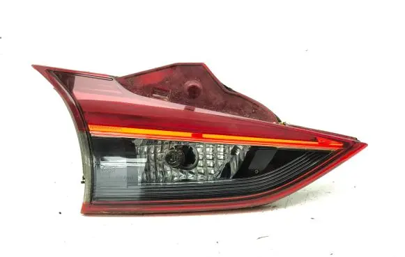 Mazda 6 Tailgate rear/tail lights