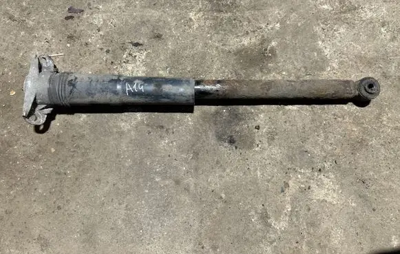 Volkswagen Golf VII Rear shock absorber/damper