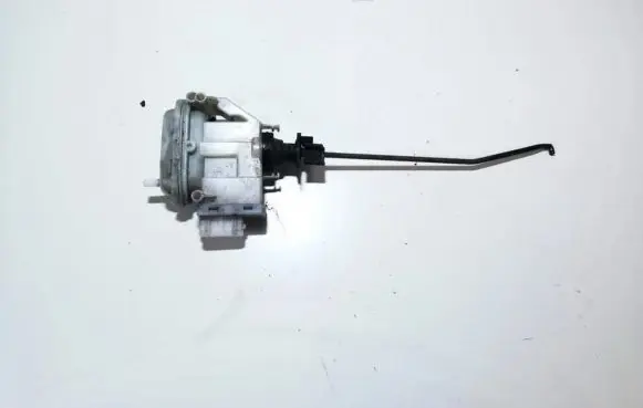 Volkswagen PASSAT B4 Central locking vacuum pump 357862153h