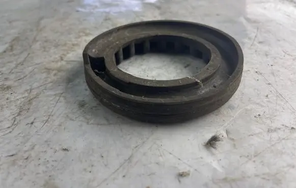 Ford Focus Front coil spring rubber mount 3m515599bc