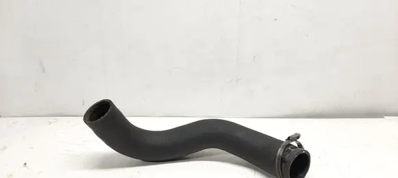Volvo V60 Intercooler hose/pipe 31370932