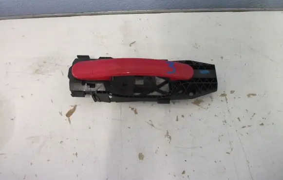 Volkswagen Tiguan Loading door exterior handle/bracket 5N0837205D