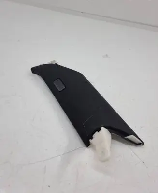 BMW X6 E71 (B) pillar trim (top) 6979850
