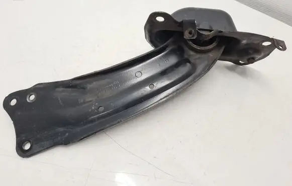 Volkswagen PASSAT B7 Rear upper control arm/wishbone 3C0505225B