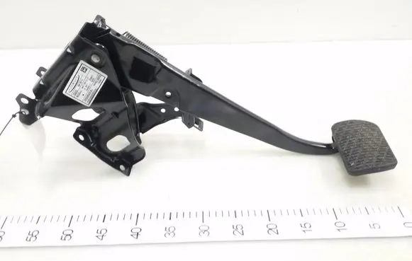Mercedes-Benz Vito Viano W447 Brake pedal A4472900101