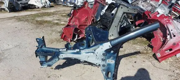 Citroen C4 II Front side member 