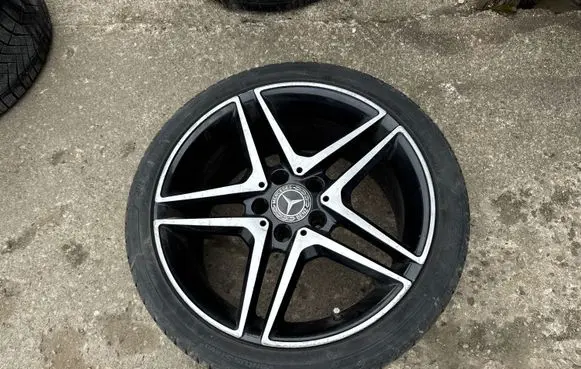 Mercedes-Benz E A207 R18 alloy rim 