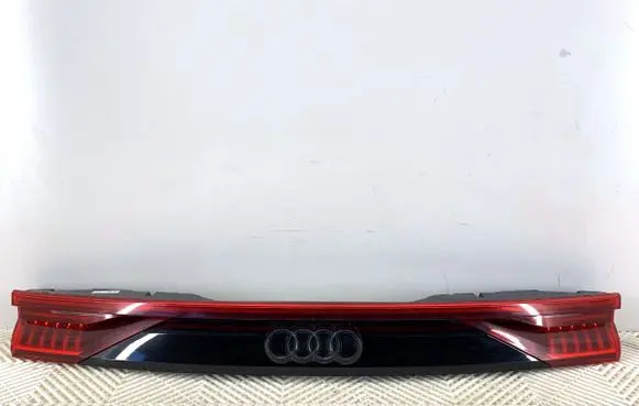 Audi Q8 Trunk door license plate light bar 4M8945095F
