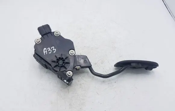 Lexus IS 220D-250-350 Accelerator throttle pedal 7811053010