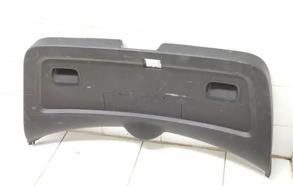 Toyota Corolla Verso E121 Bottom trim 677660F010