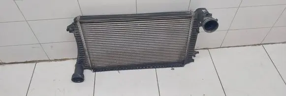 Volkswagen PASSAT B6 Intercooler radiator 3c0145803f N7081002