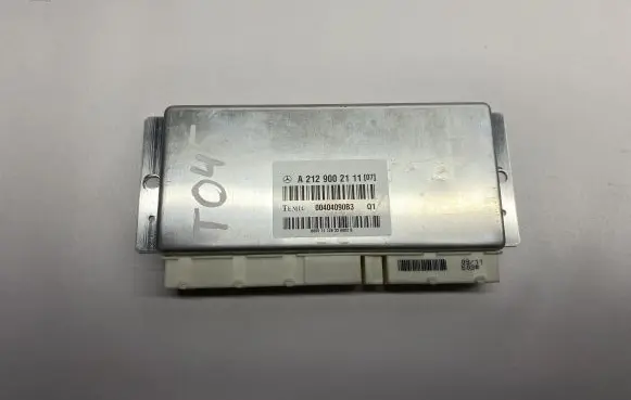 Mercedes-Benz CLS C218 X218 Air suspension control unit module (rear) A2129002111