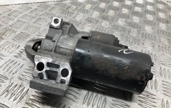 BMW 5 F10 F11 Starter motor 8506657 12418506657 001148010