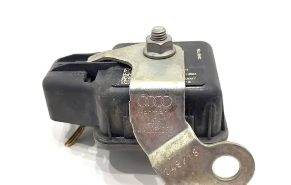 Audi Q8 Horn signal 4M0951285