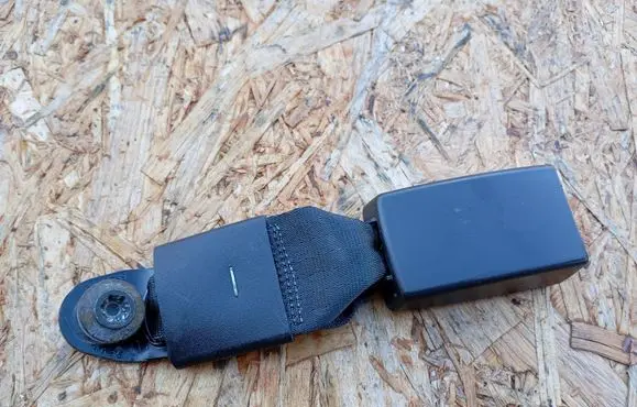 Dodge Journey Rear seatbelt buckle 1AN361DVAA 79298082