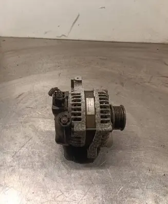 Toyota Yaris Generator/alternator 270600N040 75050 1042102320