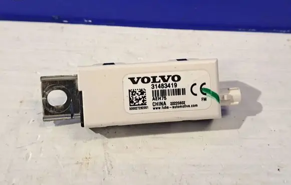Polestar 2 Aerial antenna amplifier 31483419