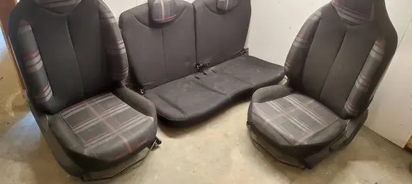 Peugeot 108 Seat set 