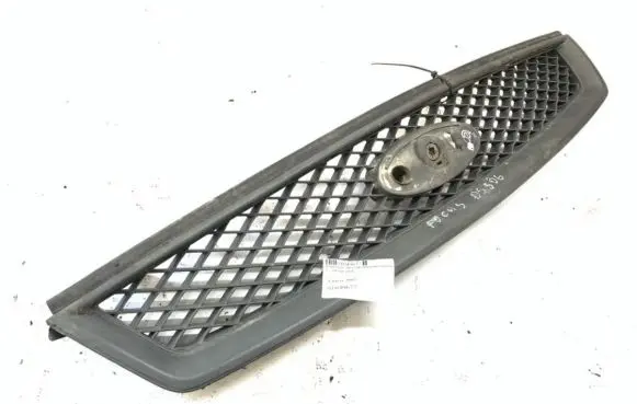 Ford Focus Front grill 4M518C436A 4M51-8C436-A