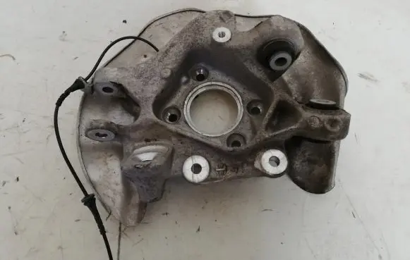 BMW X3 G01 Rear wheel hub 6871030 6870532