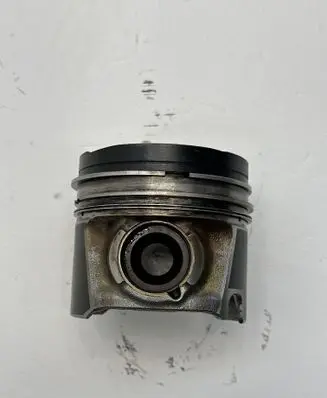 Mercedes-Benz E W212 Piston 1091