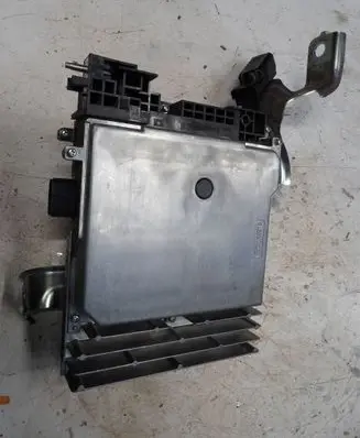Mazda CX-3 Voltage converter inverter DG9A67Y6Y 1BD195050095