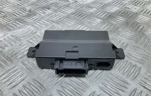 Audi A6 S6 C7 4G Gateway control module 4G0907468AD