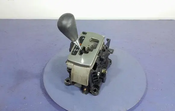 Toyota Avensis Verso Gear shift rod 
